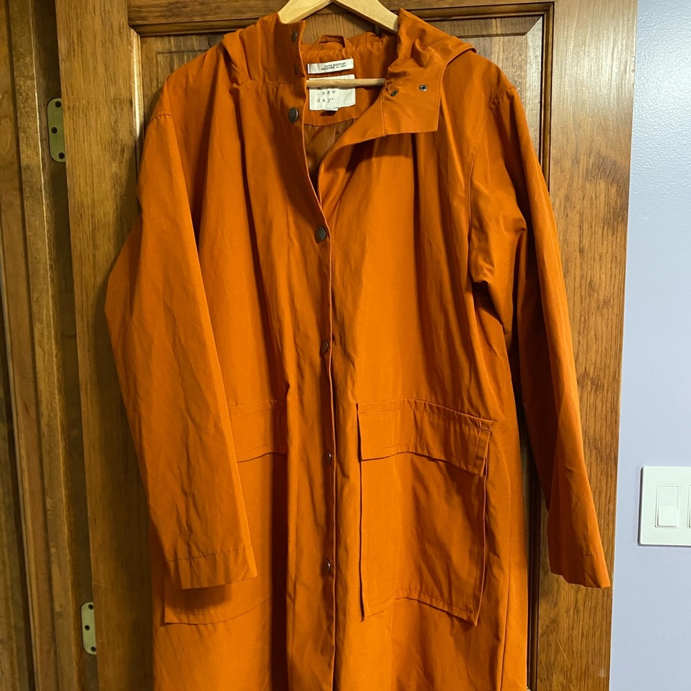 Universal Thread Trench Coat XL